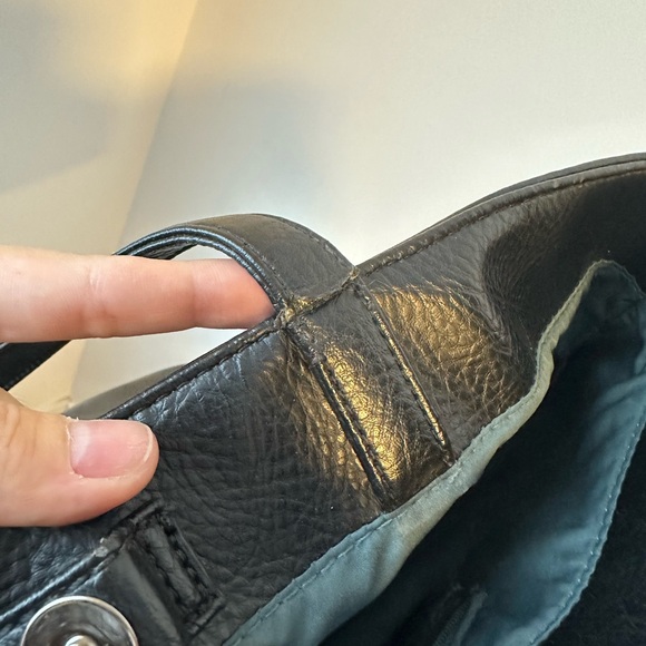 Matt & Nat® Lesada Tote - Black - Picture 10 of 12